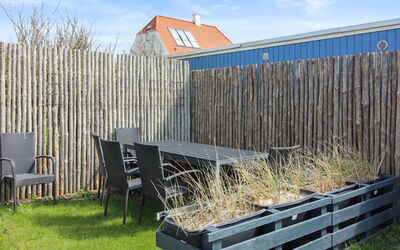 Arnke - 125M from the Sea