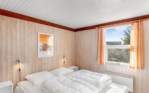 Violeta - 250M from the Sea: Wood, Ceiling, Bedroom, Interior Design, Bed, Floor, Flooring, Room, Furniture, Bed Sheet