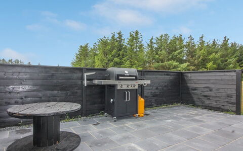Juho - 900M from the Sea: House, Home, Roof, Cottage, Land Lot, Estate, Farmhouse, Village, Farm