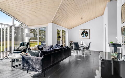 Meino - 1.4Km from the Sea: Interior Design, Ceiling, Couch, Home, Furniture, Living Room, Flooring, Floor, Coffee Table