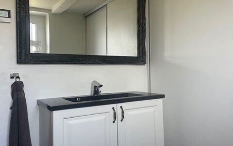 Nara - 500M from the Sea: Bathroom Sink, Plumbing Fixture, Sink, Tap, Plumbing, Bathroom Cabinet, Interior Design, Mirror, Bathroom