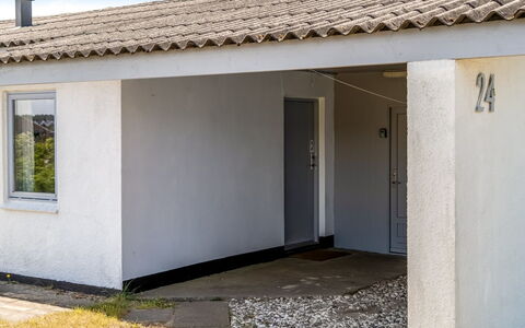 Majvor - 100M from the Sea: Roof, House, Home, Cottage, Siding, Estate, Driveway, Garden Buildings, Yard, Shed