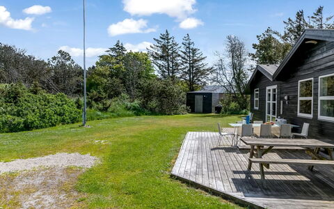 Hermine - 600M from the Sea: 