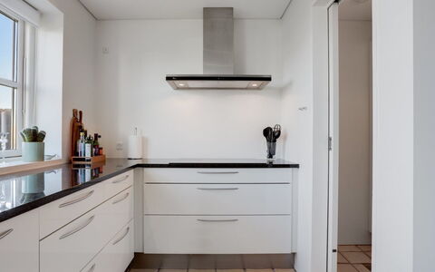Thythulf - 550M from the Sea: Kitchen, Countertop, Flooring, Cabinetry, Interior Design, Wood, Kitchen Appliance, Floor, Home, Drawer