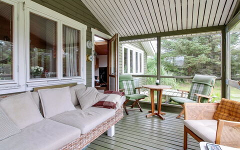 Ele - 900M from the Sea: House, Home, Door, Roof, Cottage, Estate, Garden, Shade, Siding, Yard