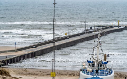 Radica - 50M from the Sea: Sea, Coast, Coastal And Oceanic Landforms, Ocean, Pier, Shore, Boardwalk, Walkway, Wind Wave