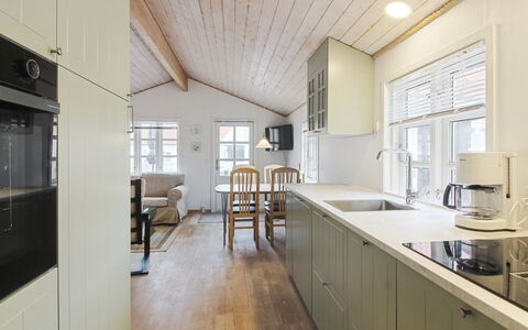 Fritzy - 75M from the Sea: 