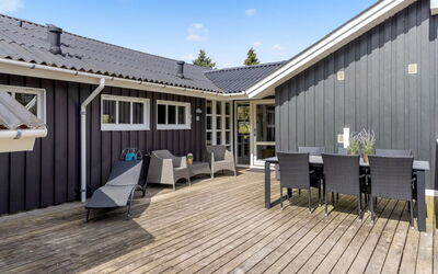 Lempi - 300M from the Sea