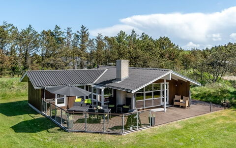 Brunetta - 800M from the Sea: House, Home, Roof, Cottage, Porch, Estate, Lawn, Farmhouse, Yard, Shade