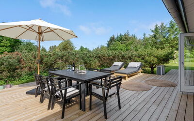 Skogh - 600M from the Sea
