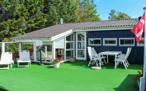 Gitten - 600M from the Sea: Roof, House, Home, Cottage, Siding, Estate, Driveway, Garden Buildings, Yard, Shed