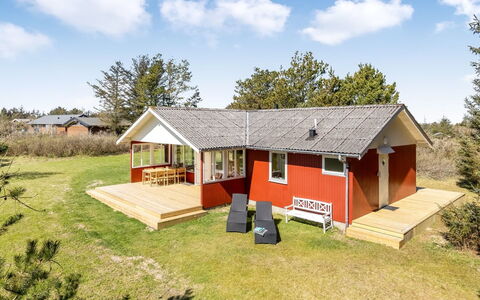 Toti - 500M from the Sea