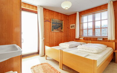 Ehmi - 500M from the Sea