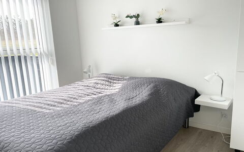 Dwerg - 1.5Km from the Sea: Bedroom, Bed, Wood, Flooring, Interior Design, Bedding, Furniture, Bed Sheet, Floor, Linens