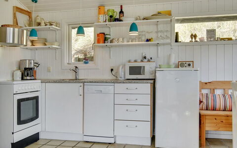 Abbie - 10M from the Sea: Kitchen, Kitchen Appliance, Countertop, Major Appliance, Interior Design, Wood, Flooring, Furniture, Cabinetry, Kitchen Sink