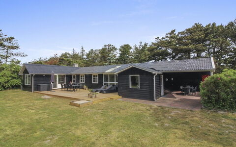 Selgen - 600M from the Sea: House, Home, Door, Roof, Cottage, Estate, Garden, Shade, Siding, Yard