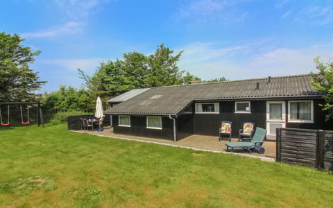 Arben - 900M from the Sea: House, Home, Roof, Residential Area, Cottage, Estate, Farmhouse, Lawn, Landscaping, Siding