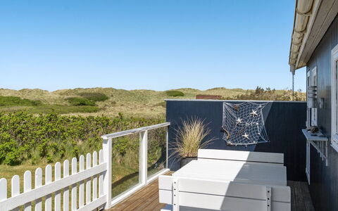 Ecaterina - 100M from the Sea: Wood, Home, Porch, Deck, Balcony, Hardwood, Plank, Fence, Handrail, Wood Stain
