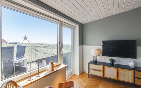 Meglena - 50M from the Sea: Flooring, Floor, Wood, Interior Design, Ceiling, Lighting, Wood Flooring, Furniture, Room, Apartment