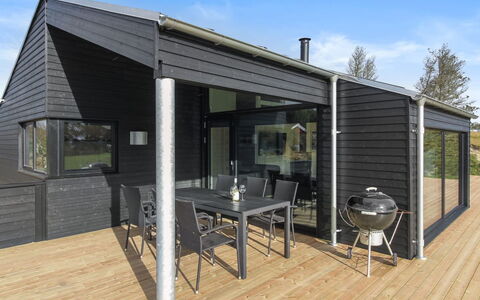 Vanamo - 300M from the Sea: Wood, Home, Porch, Deck, Hardwood, Roof, Wood Stain, Wood Flooring, Eco Hotel