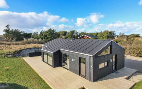 Vanamo - 300M from the Sea: Wood, Home, Porch, Deck, Hardwood, Roof, Wood Stain, Wood Flooring, Eco Hotel