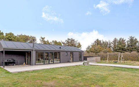 Tatania - 800M from the Sea: Grass, Grassland, Land Lot, Cottage, Rural Area, Meadow, Garden Buildings, Garden, Shed