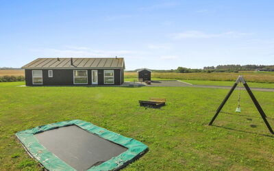 Siger - 1.6Km from the Sea
