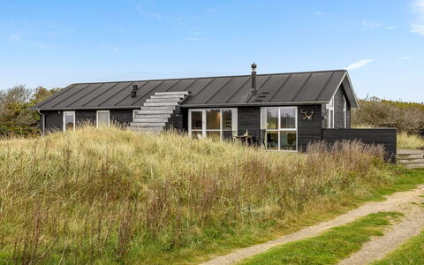 Marthine - 200M from the Sea: Wood, House, Snow, Cottage, Home, Winter, Roof, Freezing, Siding, Slope