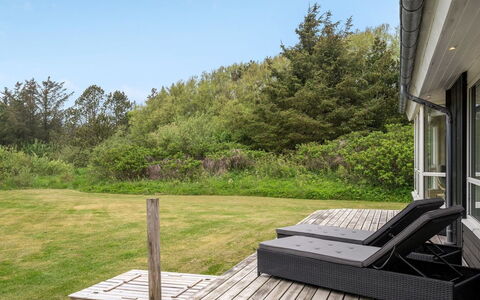 Jara - 700M from the Sea: Cottage, Shed, Hut, Farmhouse, Prairie, Shack, Barn, Log Cabin, Garden Buildings
