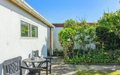 Evangelina - 350M from the Sea
