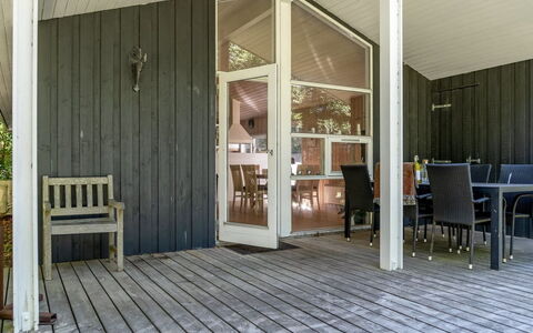 Ninetta - 650M from the Sea: 