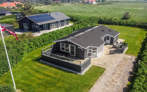 Engelbrecht - 400M from the Sea: House, Home, Door, Roof, Cottage, Estate, Garden, Shade, Siding, Yard