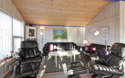 Engelbrecht - 400M from the Sea