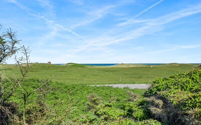 Henryette - 200M from the Sea