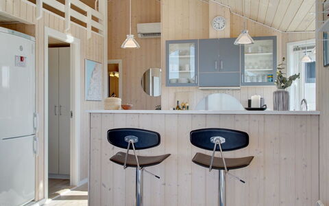 Ulf - 100M from the Sea: Wood, Interior Design, Flooring, Ceiling, Floor, Furniture, Kitchen, Light Fixture, Countertop, Lighting