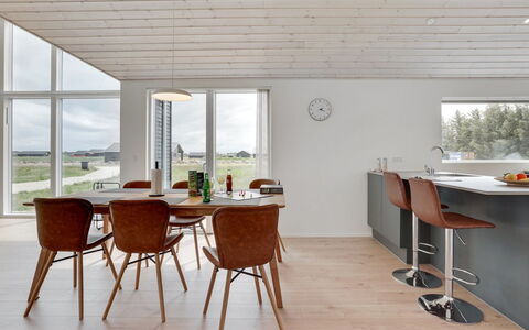 Arlina - 1.5Km from the Sea: Wood, Home, Porch, Deck, Hardwood, Roof, Wood Stain, Wood Flooring, Eco Hotel