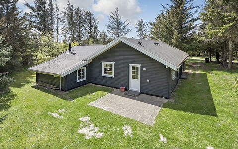 Vaska - 550M from the Sea: Roof, House, Home, Cottage, Siding, Estate, Driveway, Garden Buildings, Yard, Shed