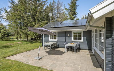 Vaska - 550M from the Sea