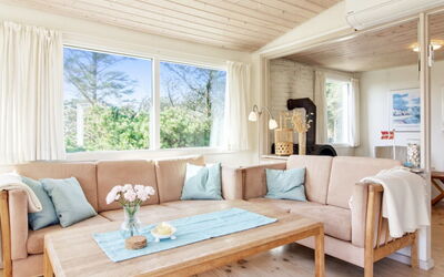 Lisabeth - 250M from the Sea