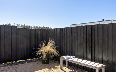 Frænde - 600M from the Sea: 