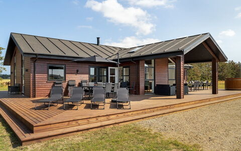 Moreen - 1.5Km from the Sea: Wood, Roof, Home, Siding, House, Cottage, Estate, Garden Buildings, Farmhouse, Porch