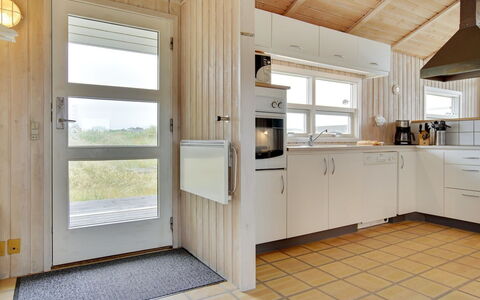 Viktoria - 400M from the Sea: Wood, Flooring, Kitchen, Ceiling, Floor, Interior Design, Cabinetry, Room, Countertop, Home