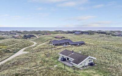 Viktoria - 400M from the Sea