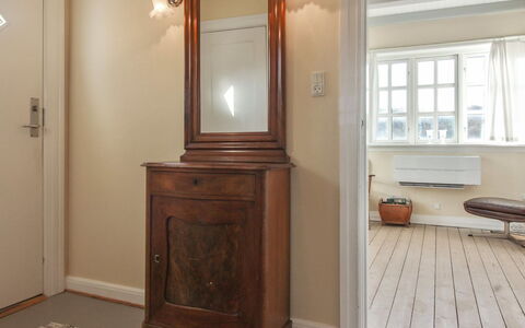 Fania - 200M from the Sea: Wood, Flooring, Interior Design, Floor, Furniture, Wood Flooring, Room, Ceiling, Wood Stain, Hardwood