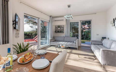 Villa Marzia Mare & Golf: Table, Furniture, Property, Couch, Wood, Tap, Interior Design, Sink, Countertop, Floor