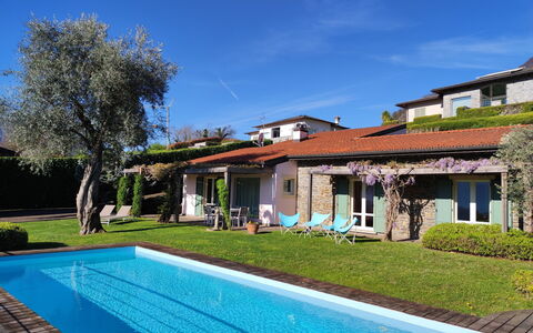 Villa Ulivo: Plant, Water, Sky, Property, Building, Window, Azure, Cloud, Swimming Pool, Shade