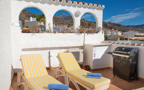 Perla del Mar: Building, Property, Sky, Light, Azure, Swimming Pool, Plant, Window, Shade, Tree