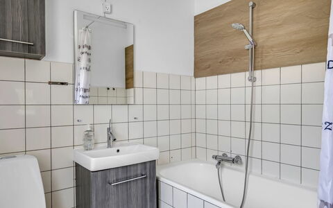 Solmaz - 3.5Km from the Sea: Bathroom, Plumbing Fixture, Wall, Flooring, Interior Design, Floor, Sink, Tap, Plumbing, Bathroom Sink