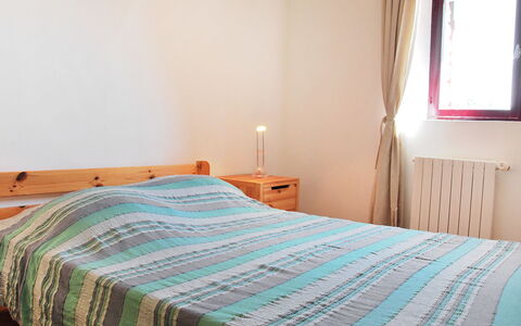 Saint Saturnin D'Apt 105: Bedroom, Bed, Room, Furniture, Bed Sheet, Property, Bed Frame, Bedding, Floor, Mattress