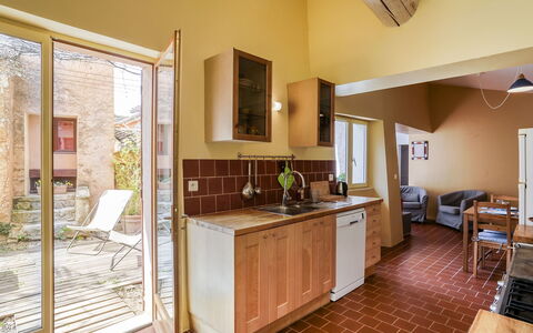 Accommodation:&nbsp;Les Huppes 105.2